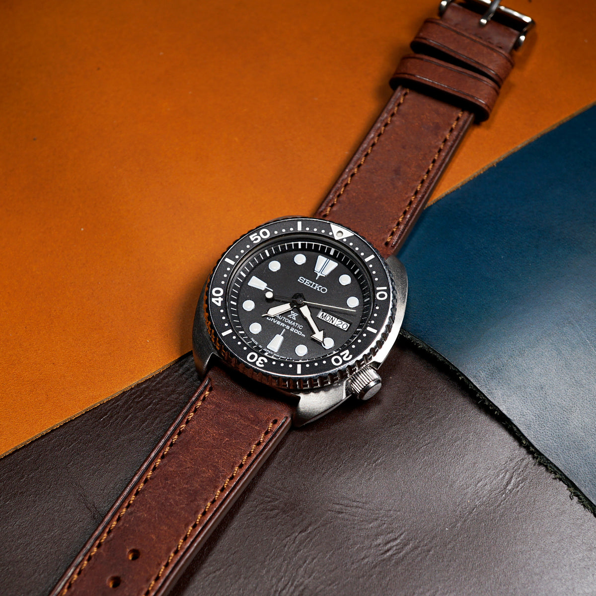 Emery Signature Pueblo Leather Strap in Brown (18mm) - Nomad Watch Works MY