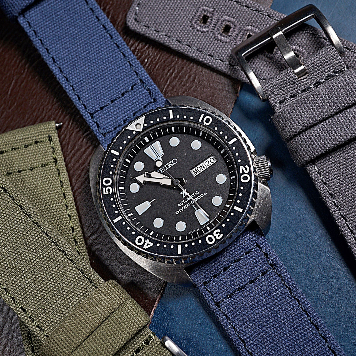Quick Release Canvas Watch Strap in Navy - Nomad Watch Works MY