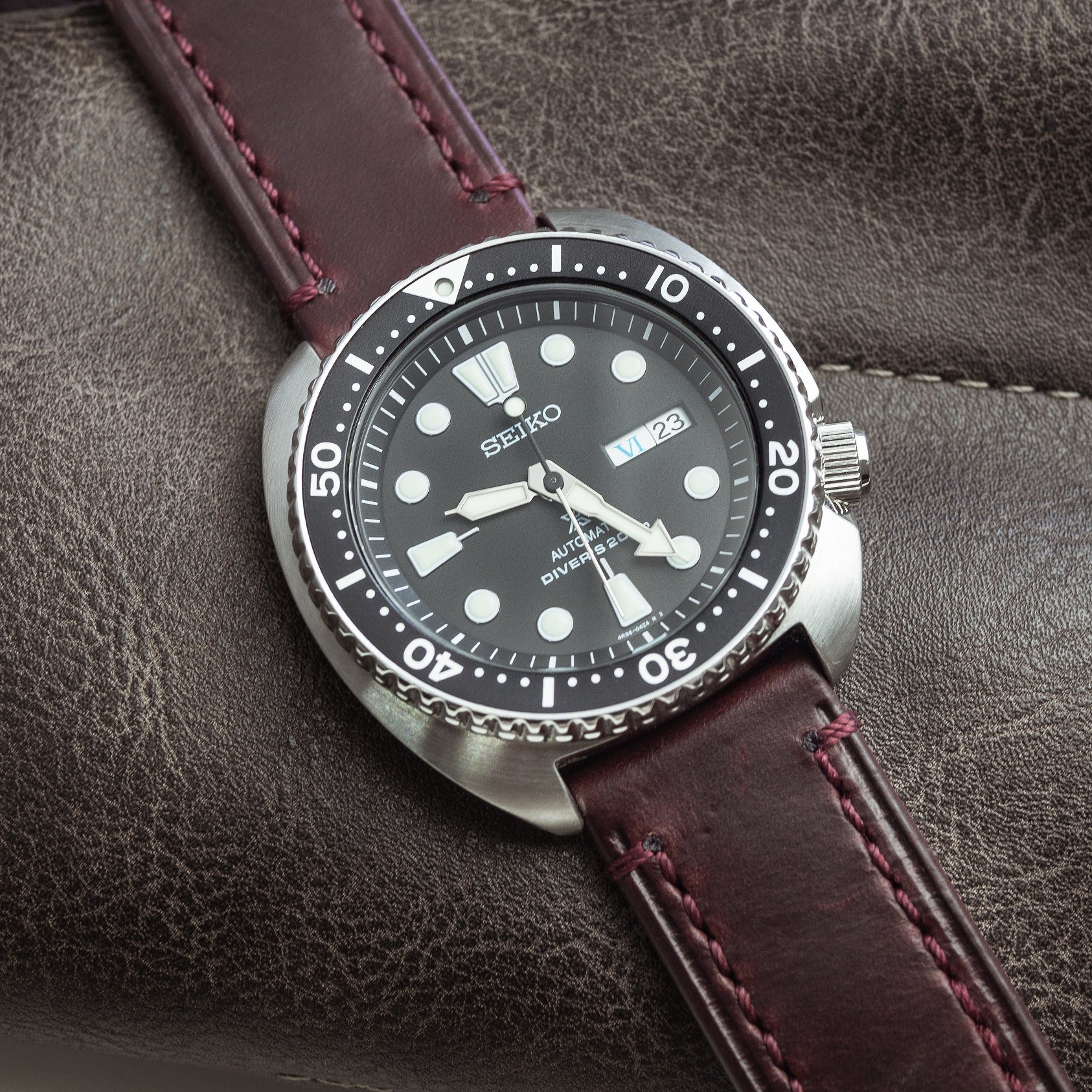 N2W Ammo Horween Leather Strap in Chromexcel® Burgundy (20mm) - Nomad Watch Works MY