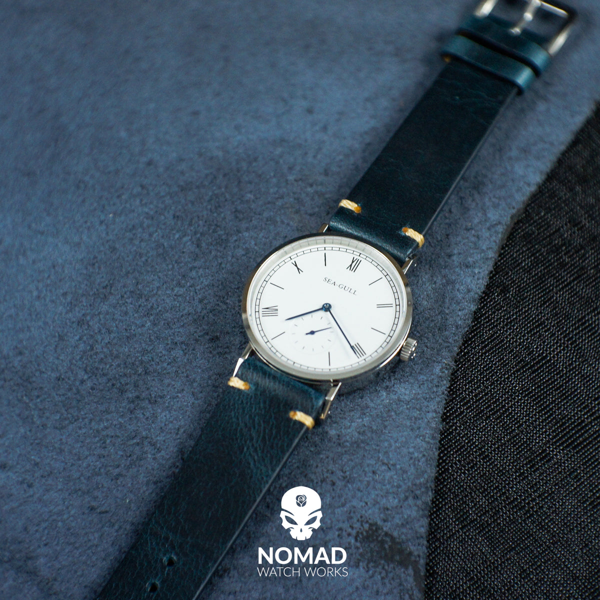 Premium Vintage Oil Waxed Leather Watch Strap in Navy (18mm) - Nomad Watch Works Malaysia
