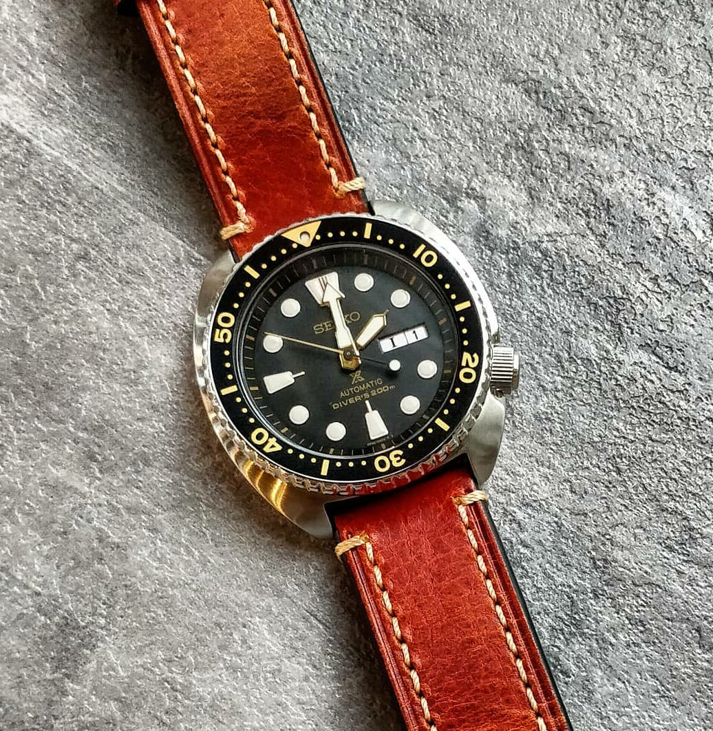 M1 Vintage Leather Watch Strap in Amber (20mm) - Nomad Watch Works Malaysia