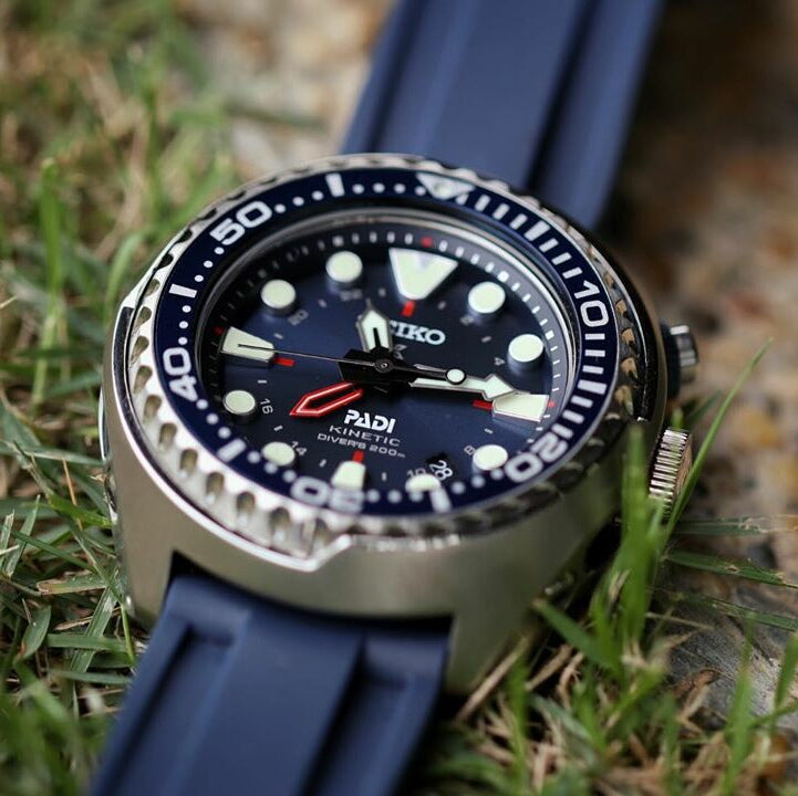 V3 Silicone Strap in Navy (20mm) - Nomad Watch Works Malaysia