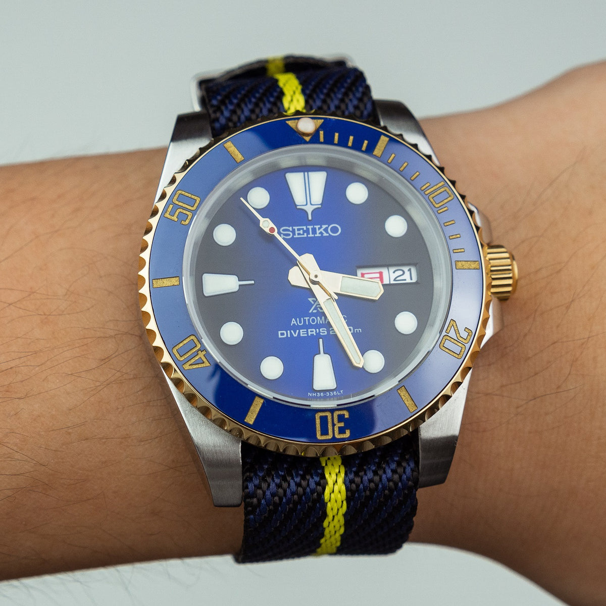Lux Single Pass Strap in Navy Yellow with Silver Buckle (20mm) - Nomad Watch Works MY