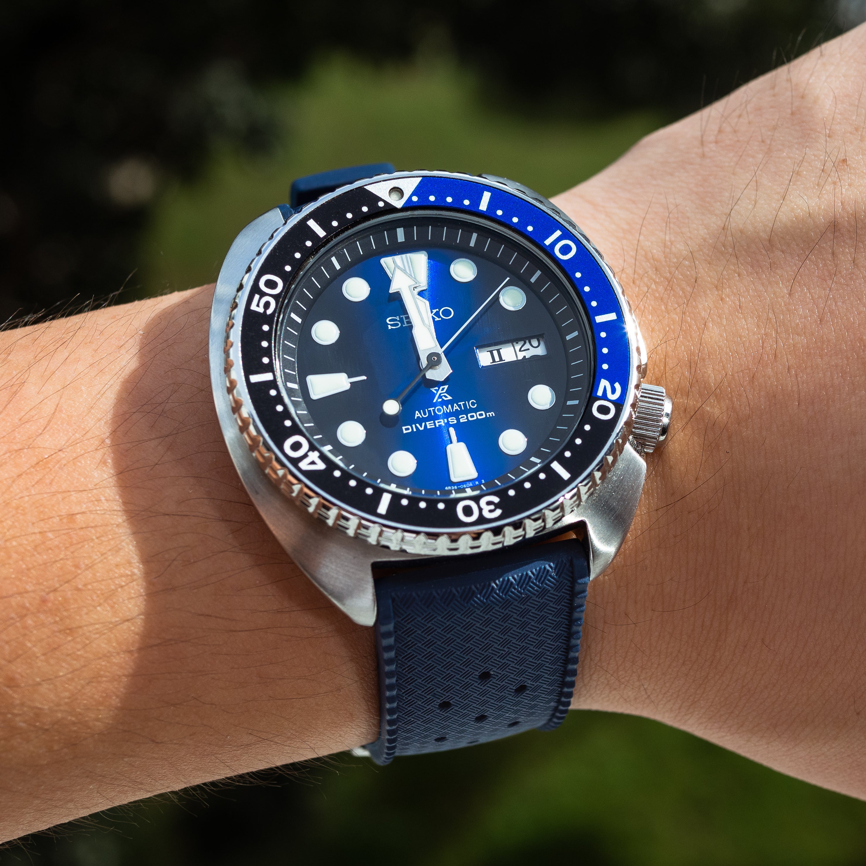 Tropic FKM Rubber Strap in Navy Nomad Watch Works MY