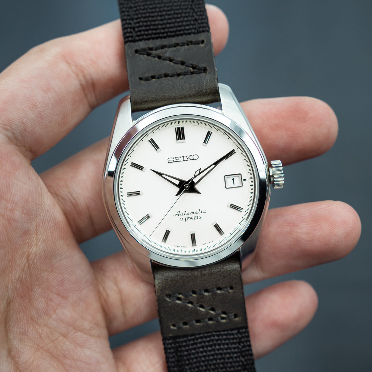 Field Canvas Watch Strap in Black (18mm) - Nomad Watch Works MY